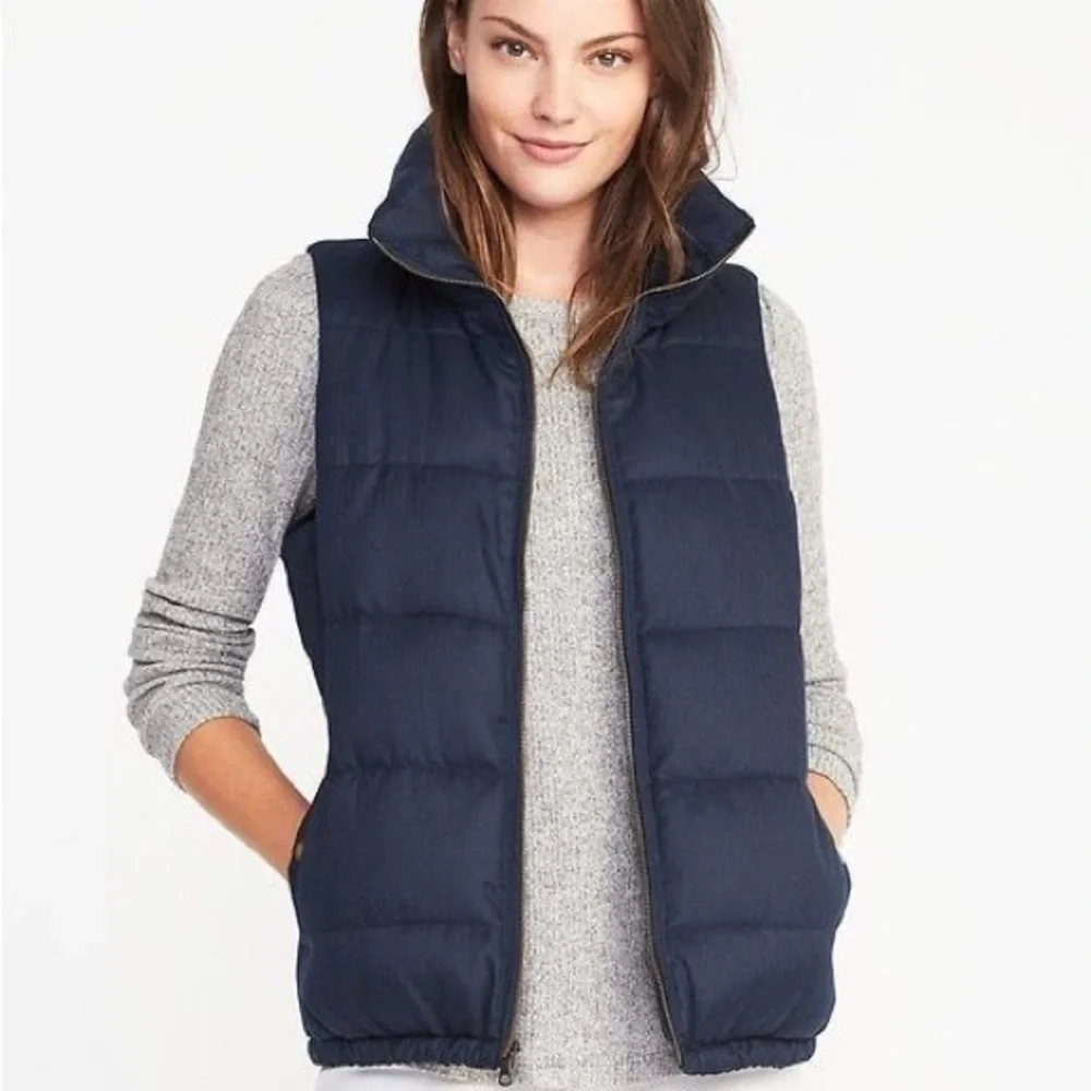OLD NAVY navy blue quilted puffer vest